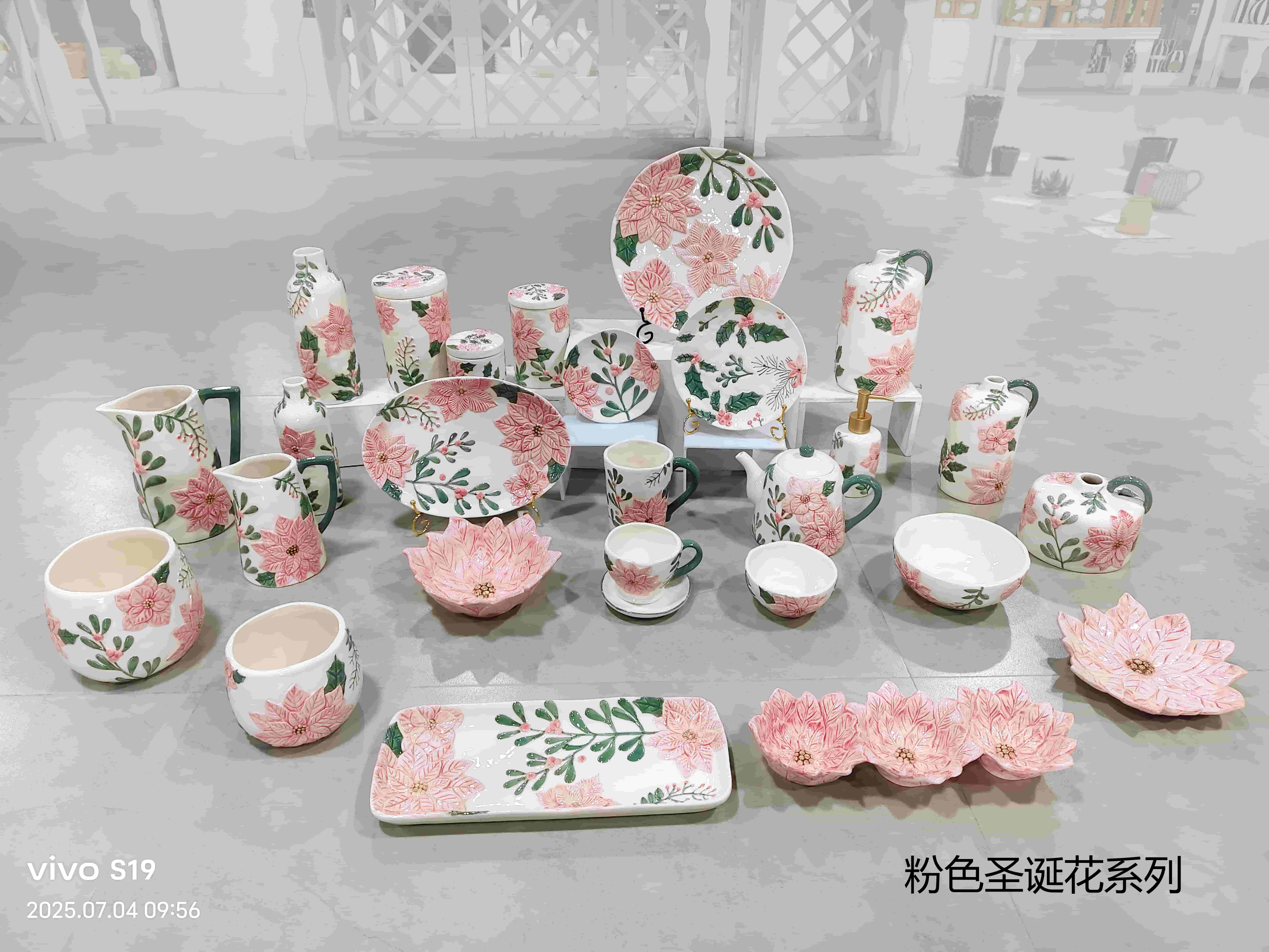 Christmas flower tableware