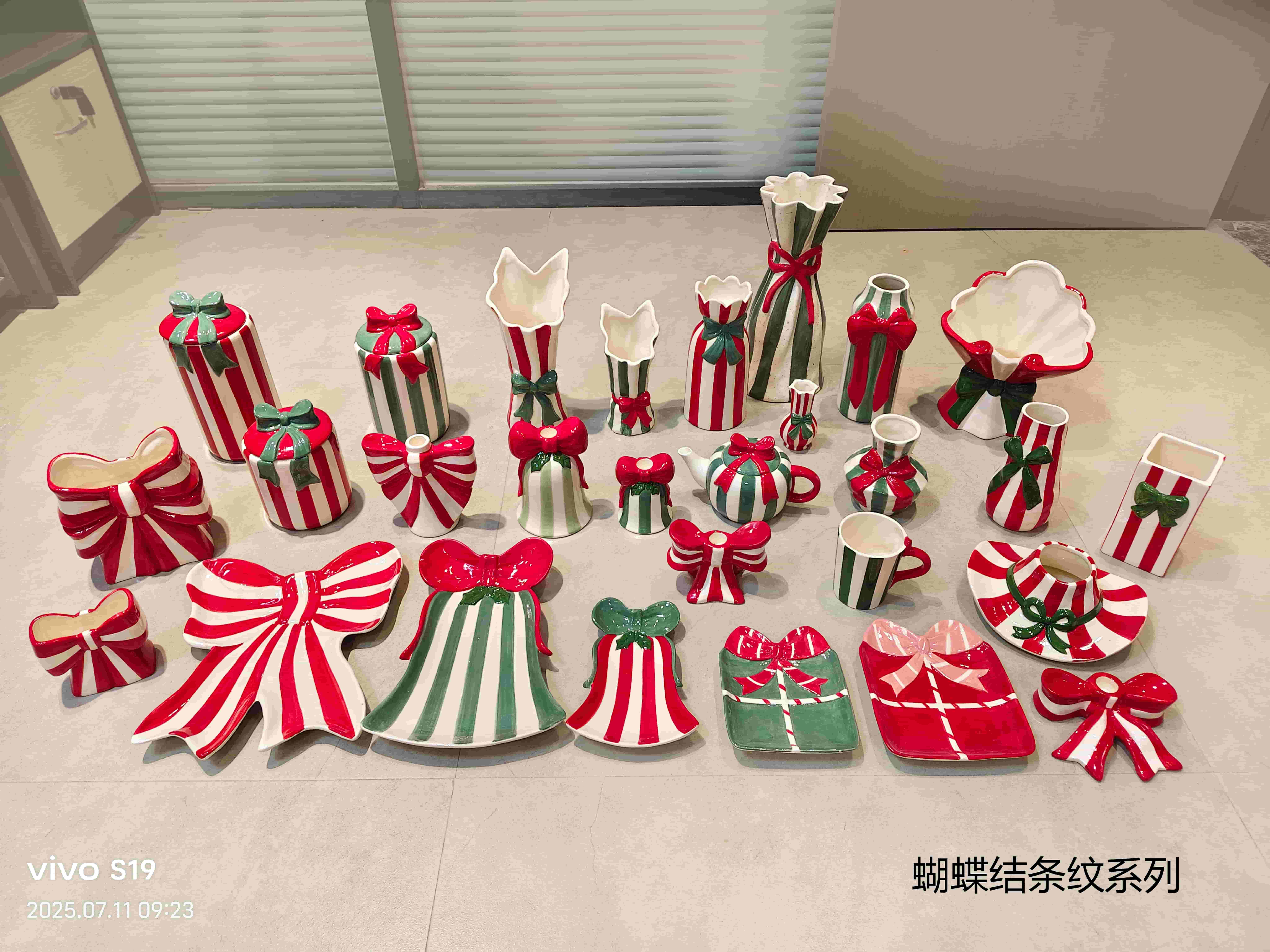 Bow Christmas cutlery