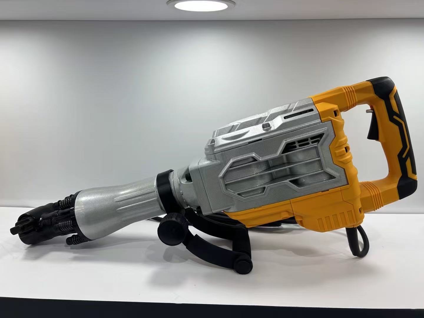 Electric pickaxe