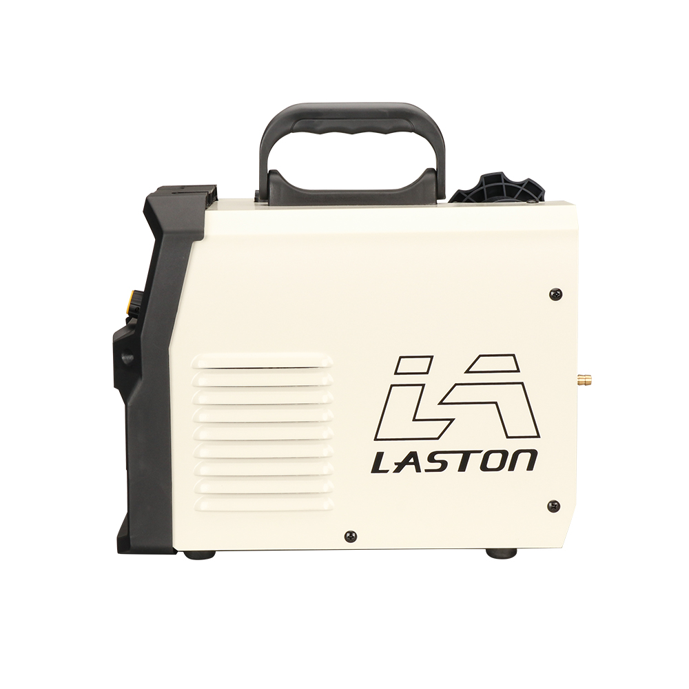 LASTON MIG-135E gas-shielded welder can hold a 5kg spool of welding wire