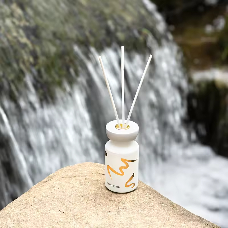 Reed Oil Diffusers Home Fragrance Glass Bottle Reed Diffuser for Home Decorative