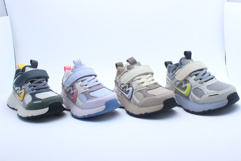 children sport shoes