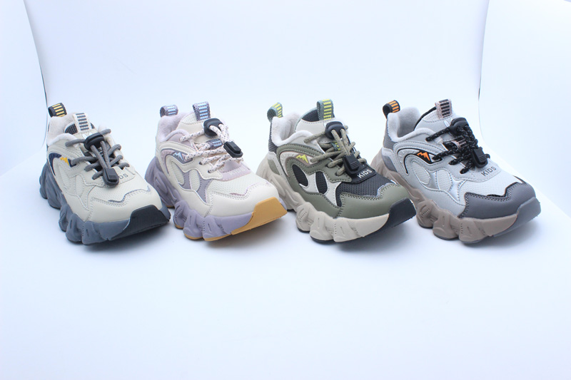 children sport shoes