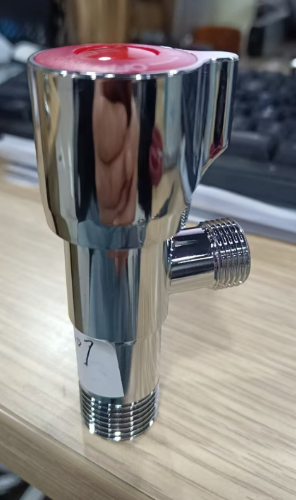 Angle valve