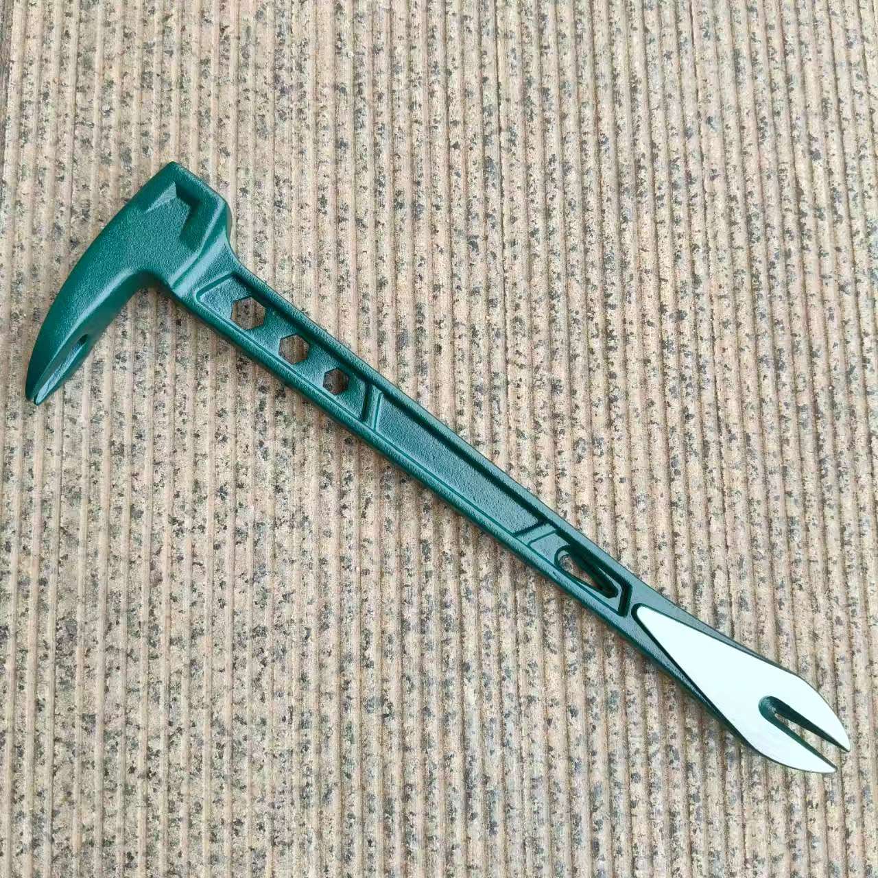 Nail puller ; pry bar new design
