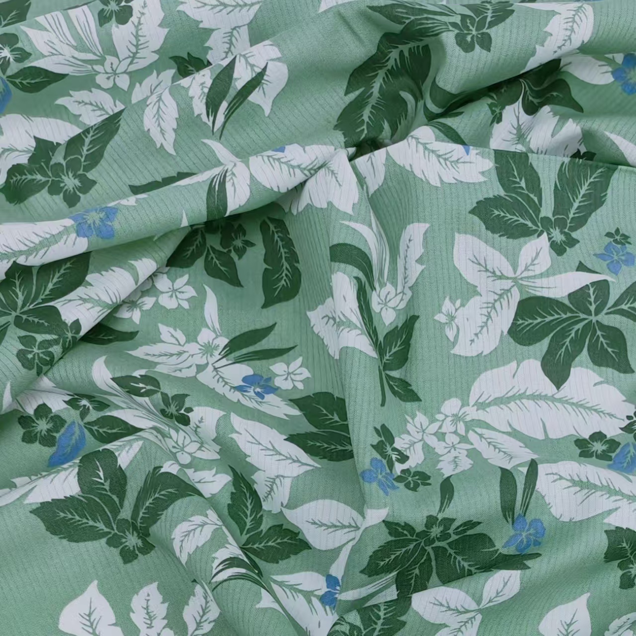 Cotton/rayon ptinted fabric
