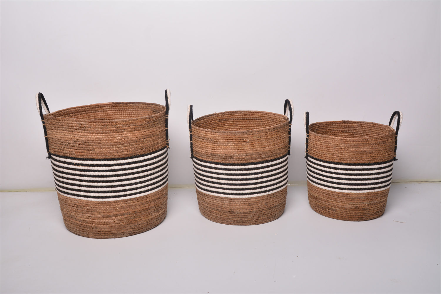 Storage basket