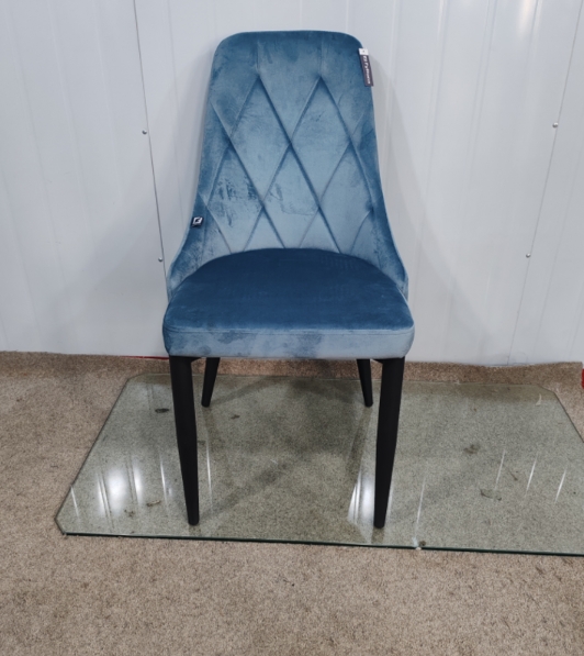 Dining chair