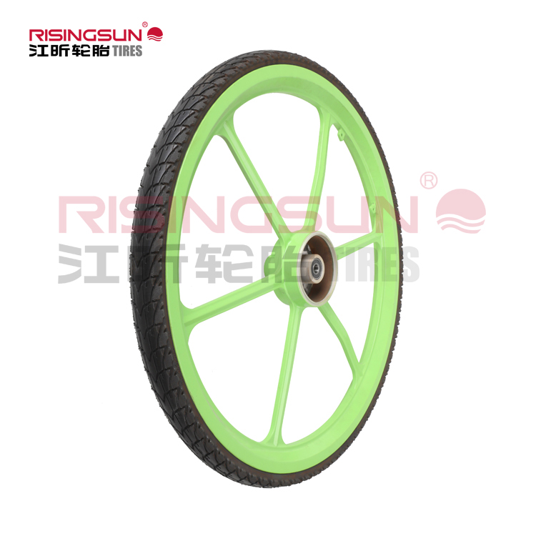 Pneumatic free hollow tyre