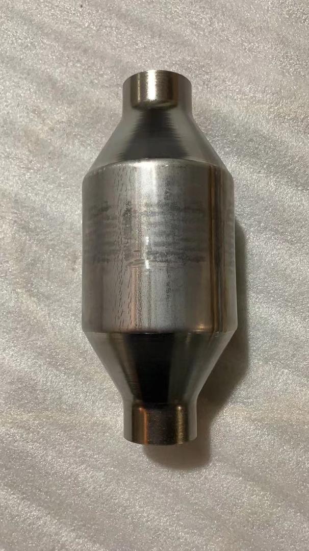 Universal catalytic converter, three way catalytic converter