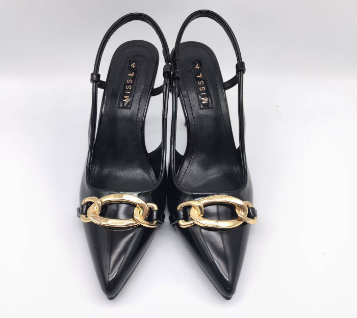 women’s shoes