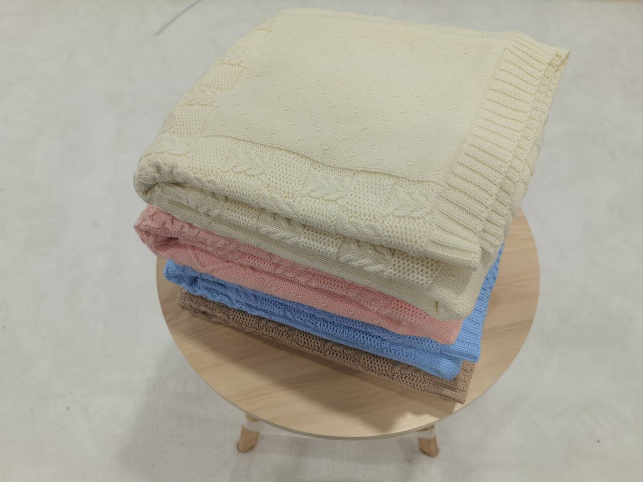 Cotton knit baby blanket