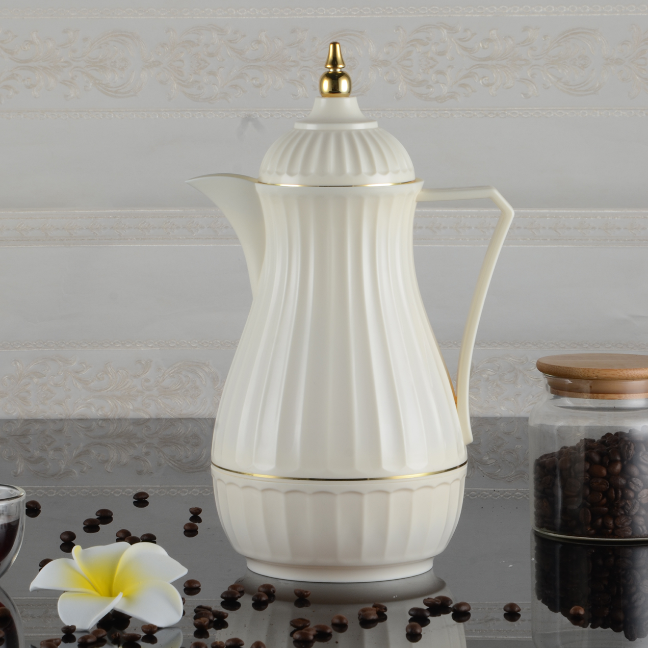 Coffee pot