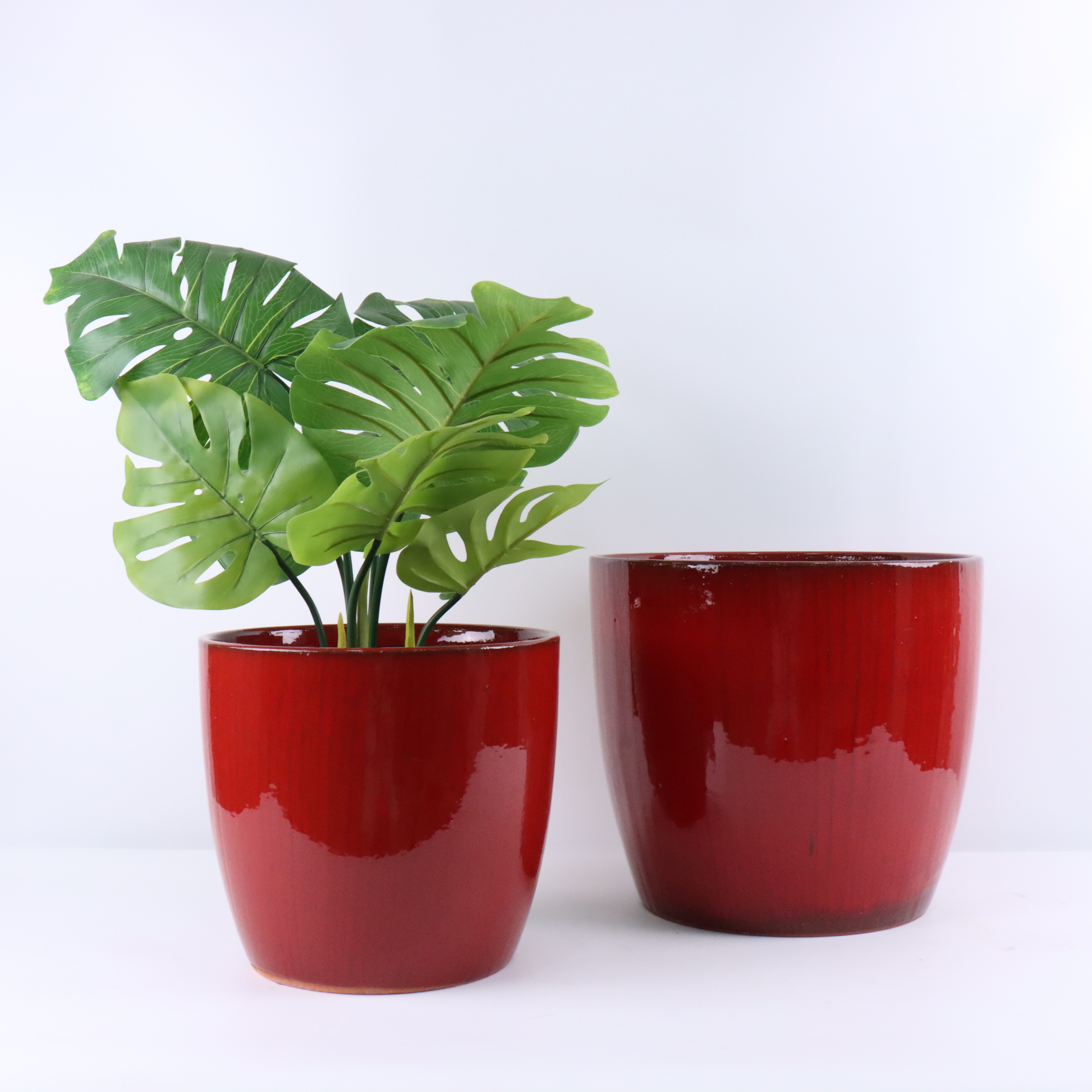 Ceramic flower pot