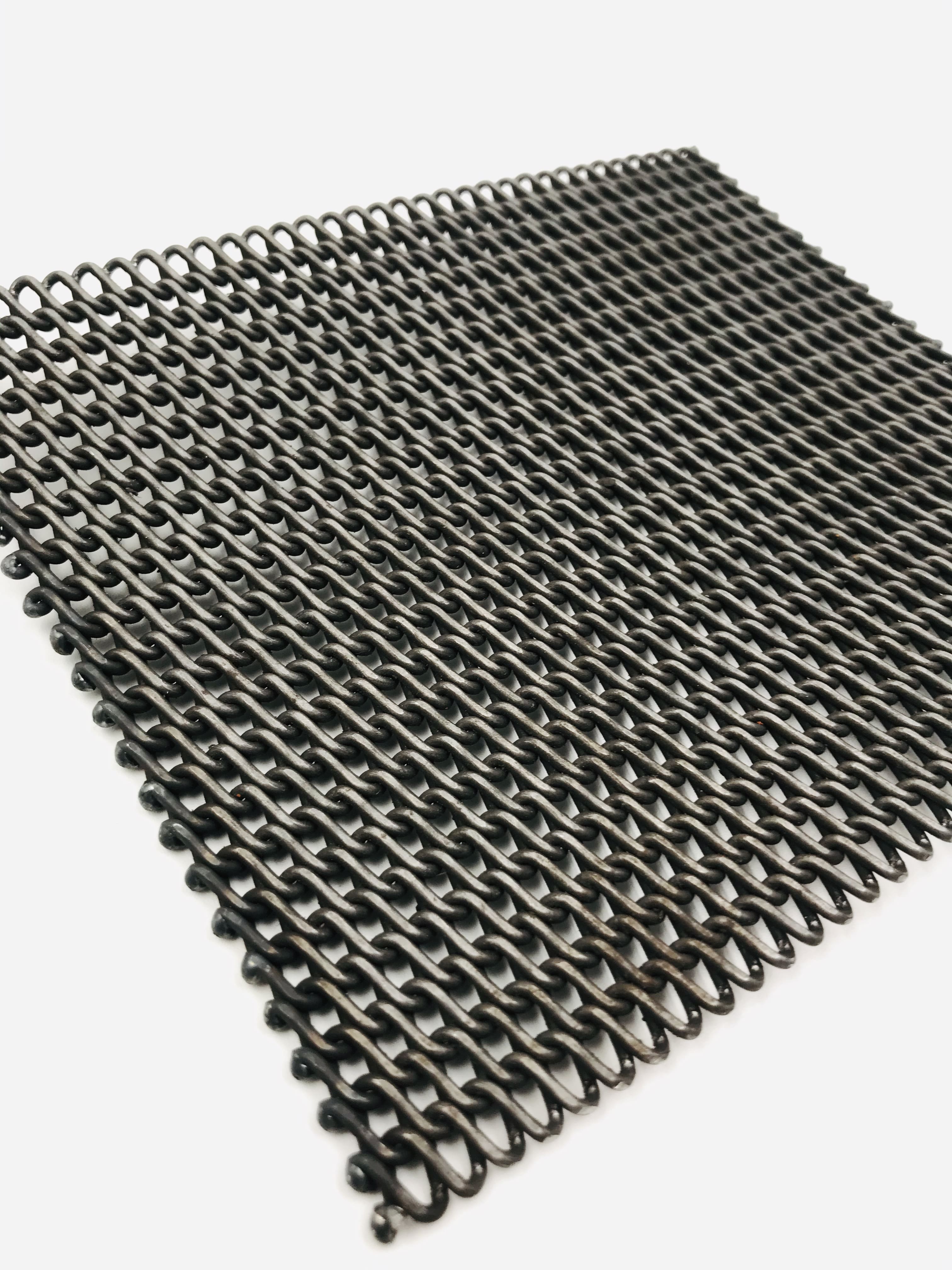 Ultra-thin flatten mesh belt