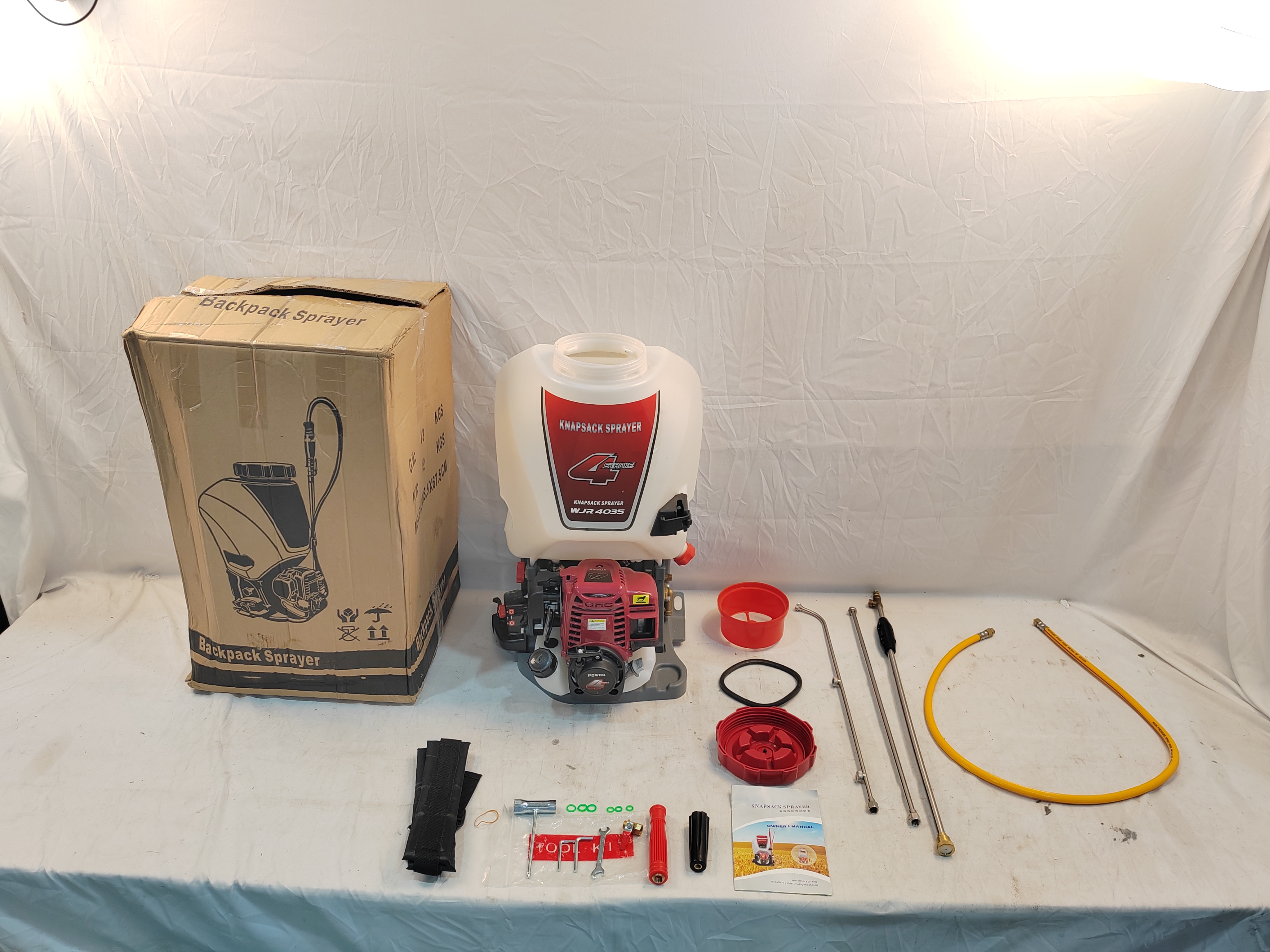 Gasoline sprayer