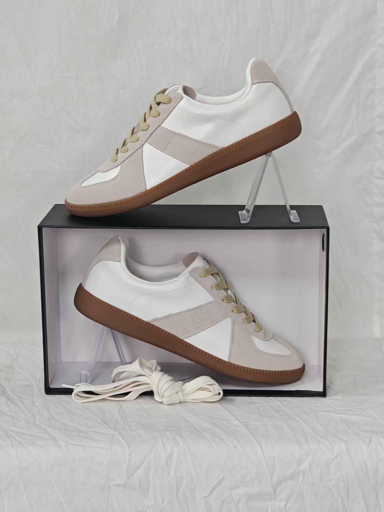 2025 Hot Selling Soft-soled Anti Slip Casual Women Shoes