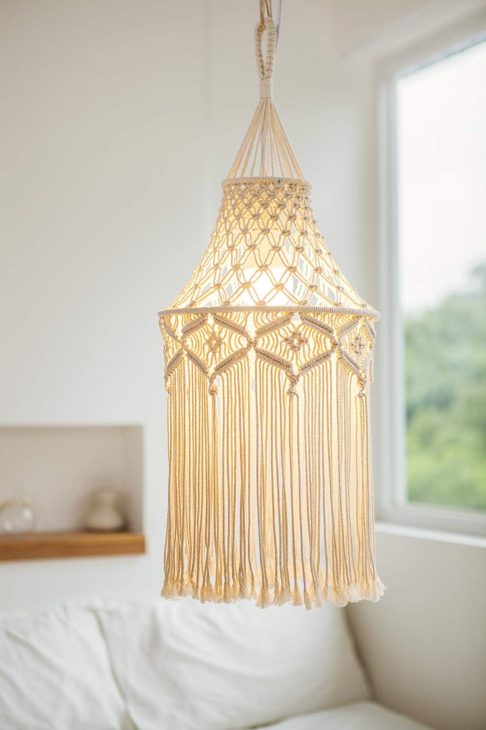 Macrame lamp shadow