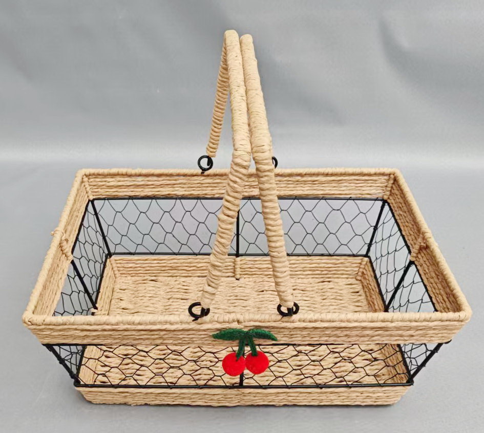Iron wire basket