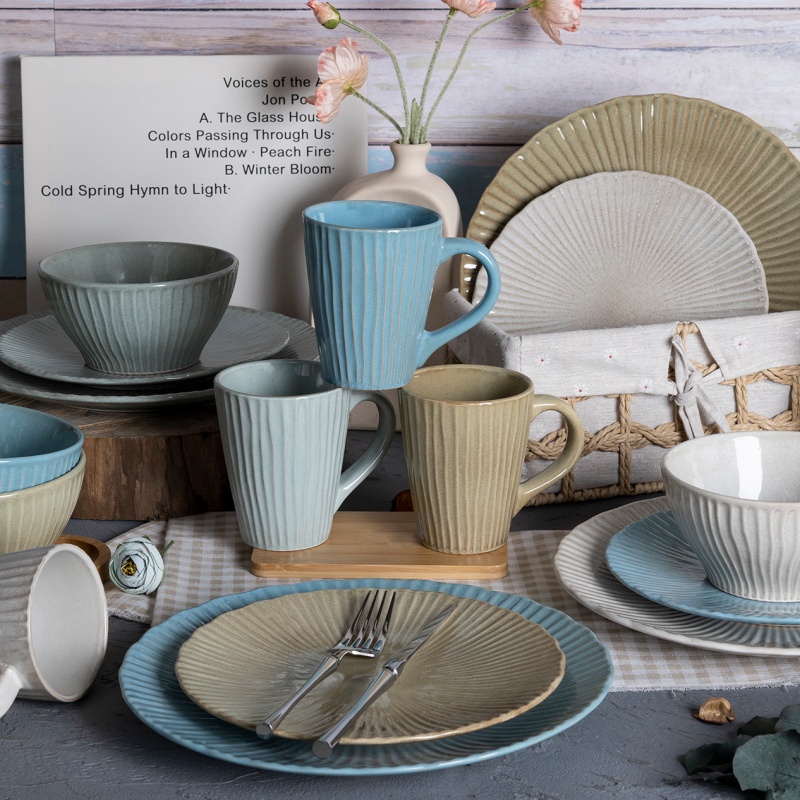 Handcrafted Stoneware Ceramic Tableware Dinner Set for Elegant Dining