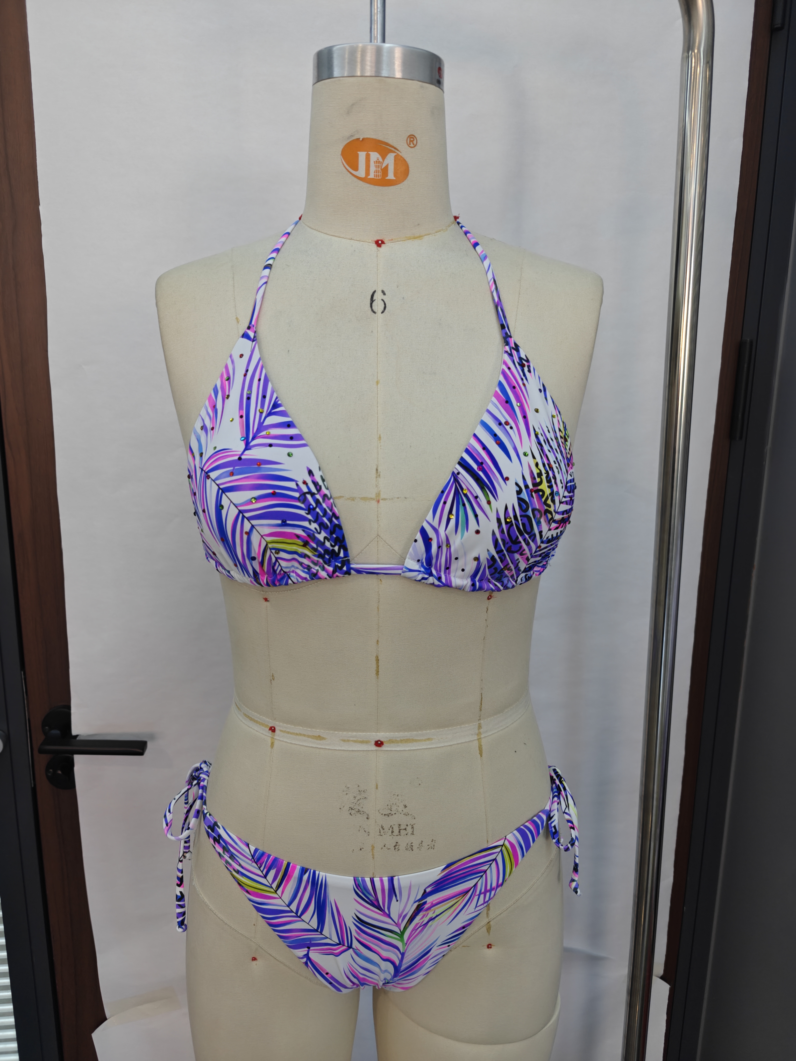 bikini