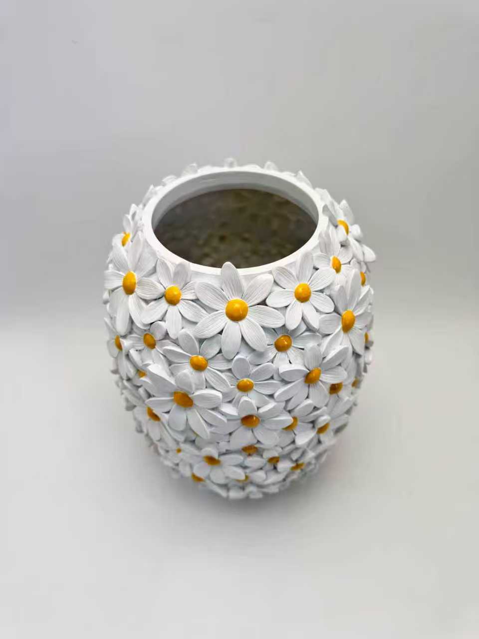 Resin artificial flowers