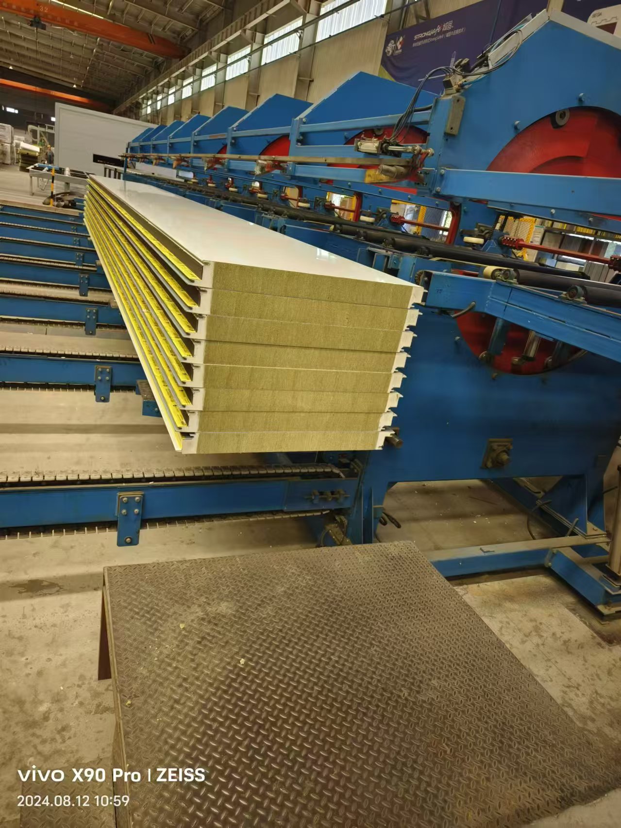 sandwich panel