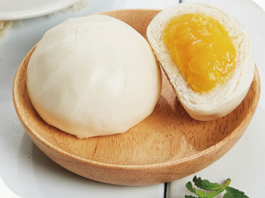 Creamy Custard Bun