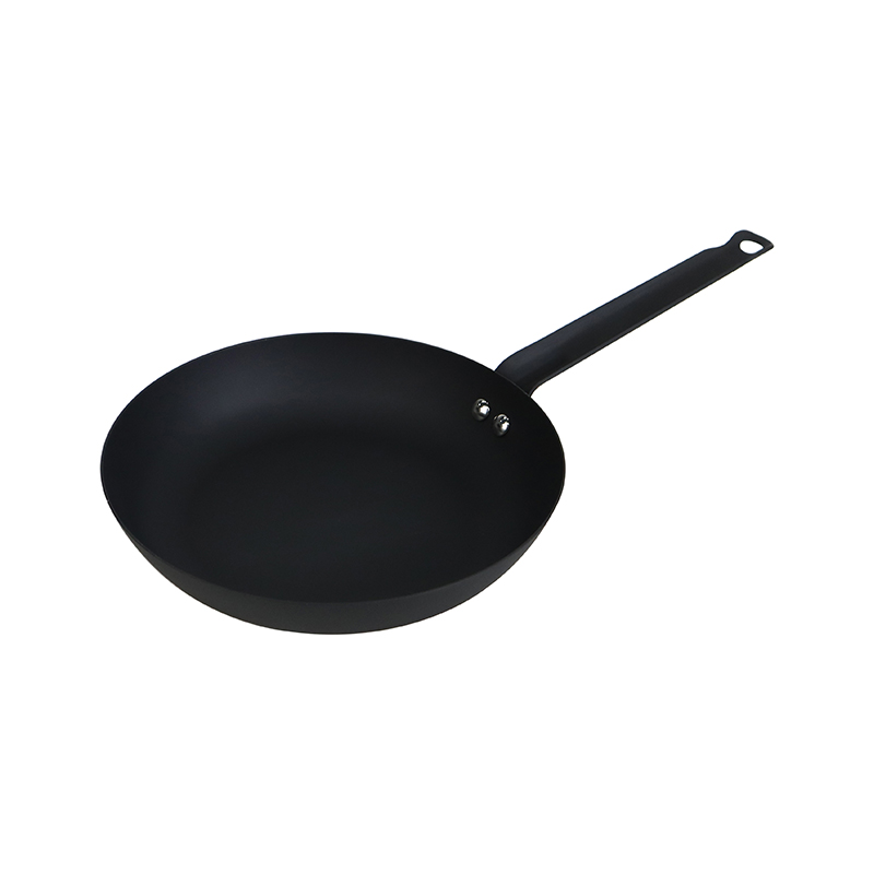 Rust Resistant 10 Inch Coating-Free Carbon Steel Skillet