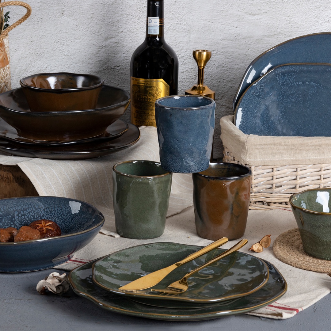 Reaction glaze relief and colored edge stoneware tableware