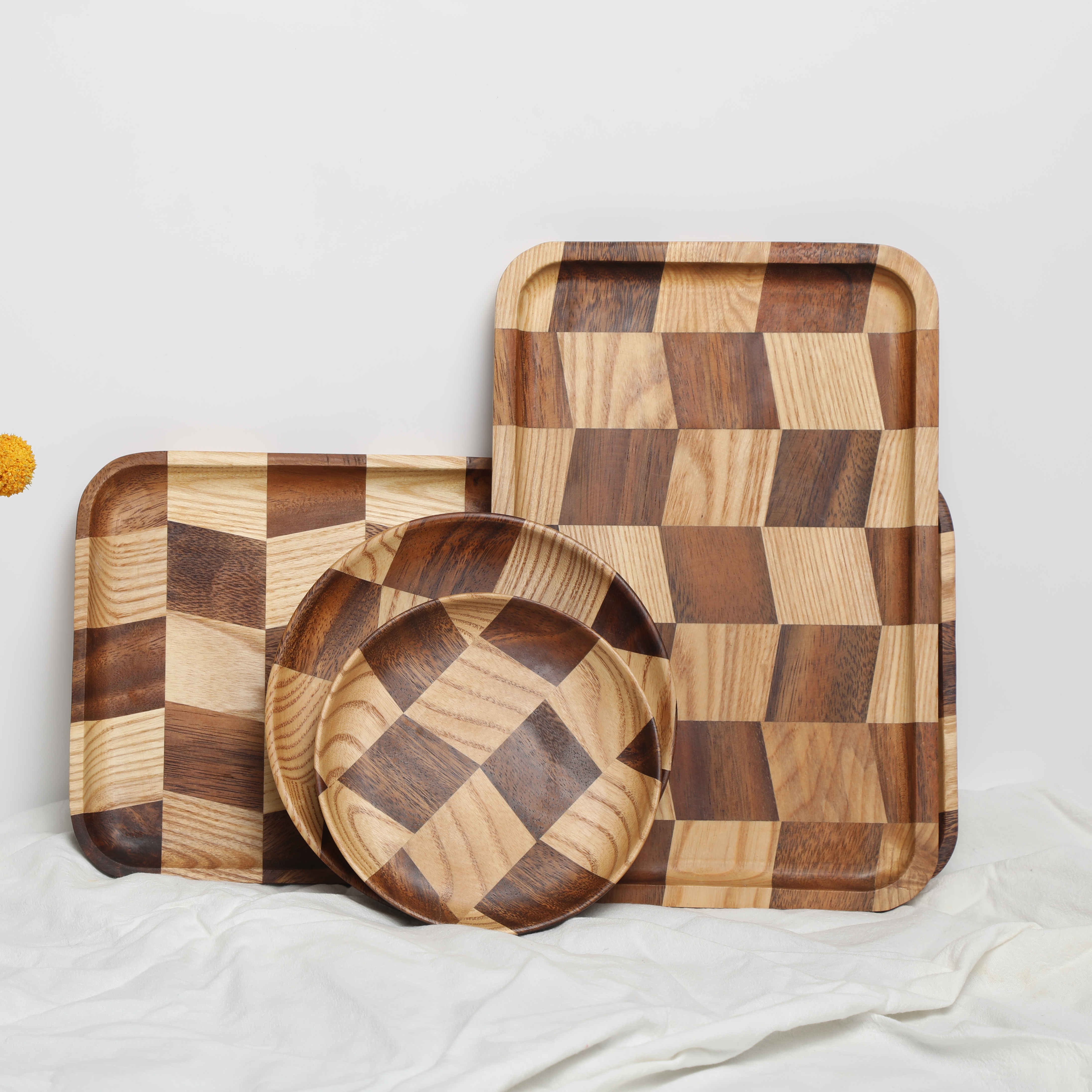 Wooden plate