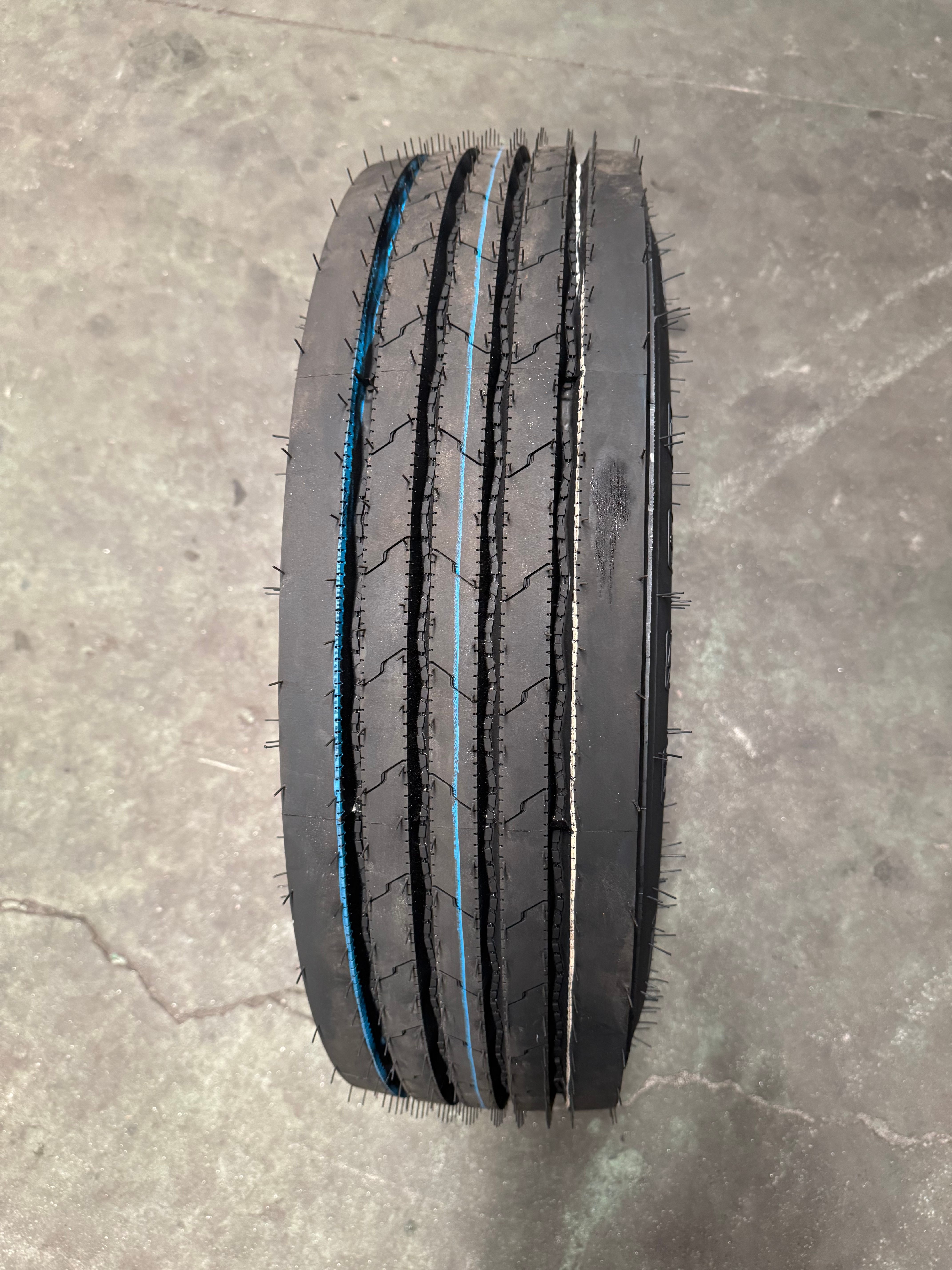 truck tyre