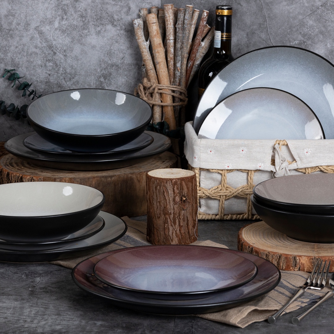 18pcs Dinner Set Outside Matte Black And Inside Shinny Reactive Glaze