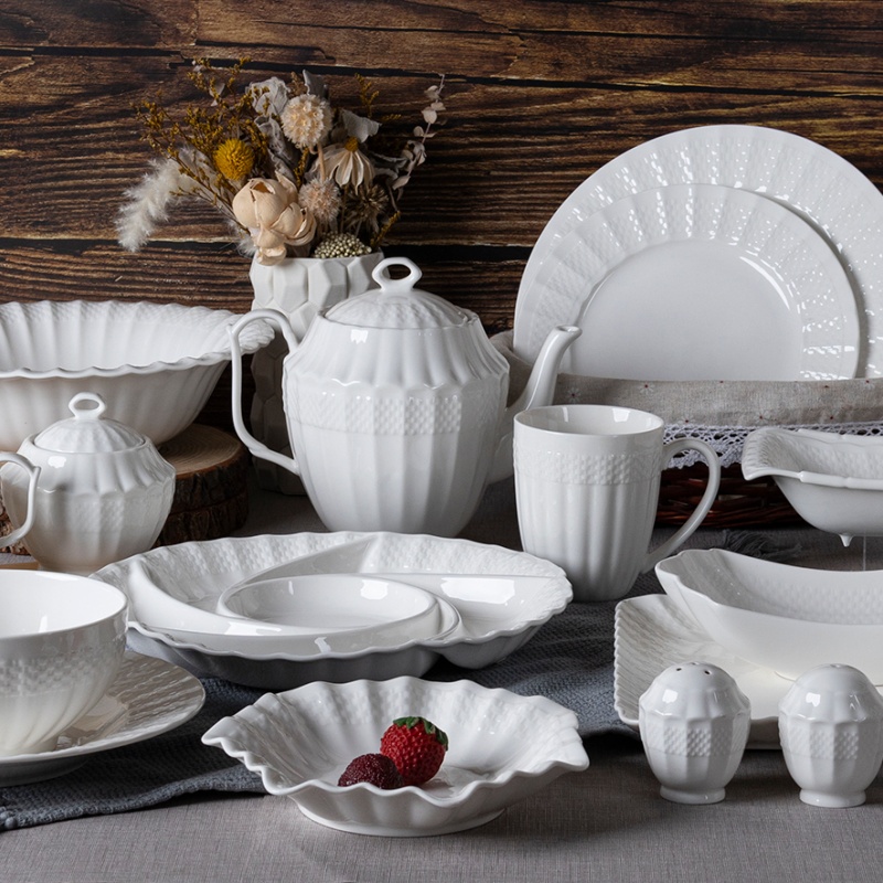 New Bone China Tableware Set with Smooth Rounded Plates
