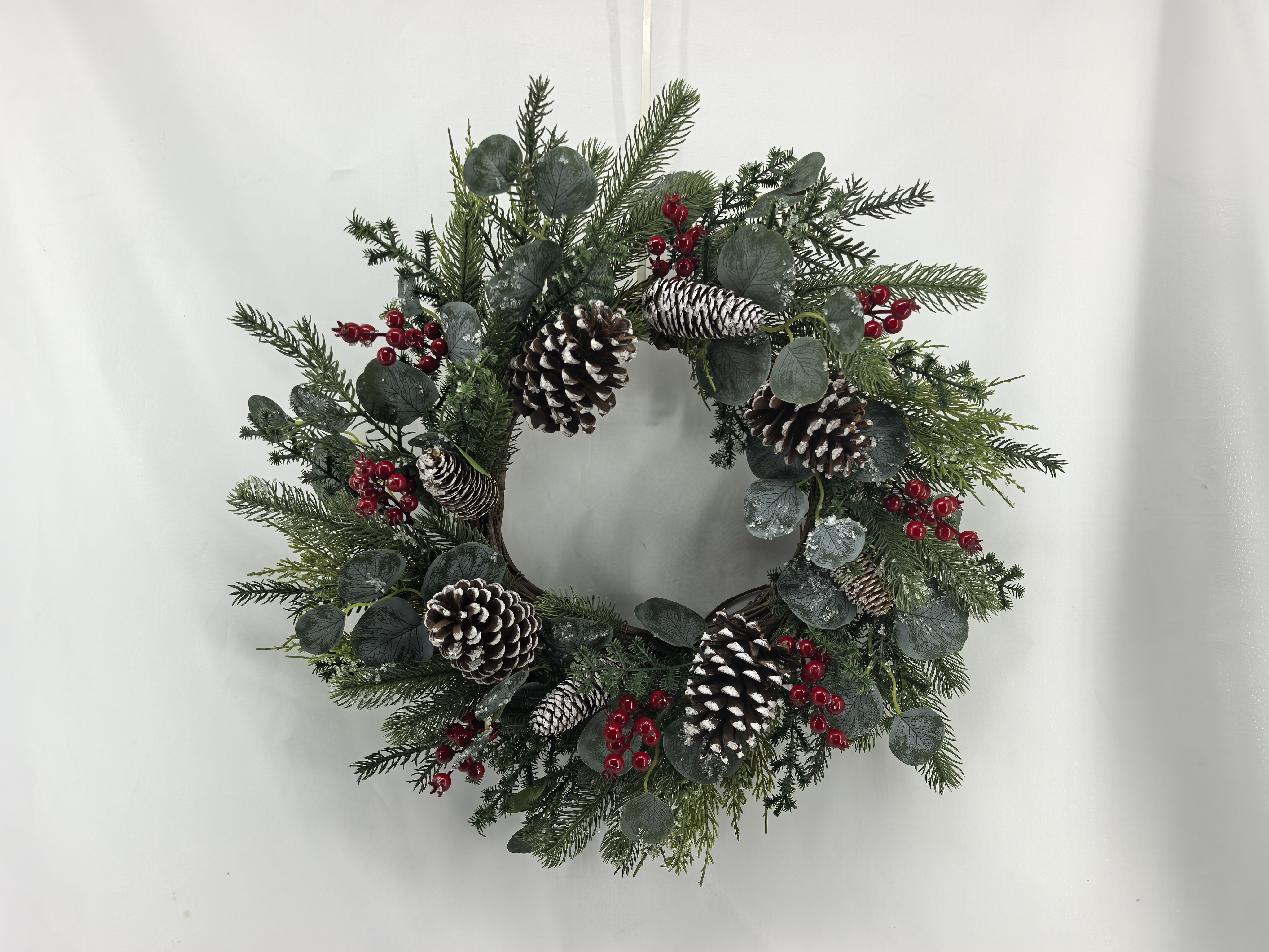 XMAS wreath with Pinecone