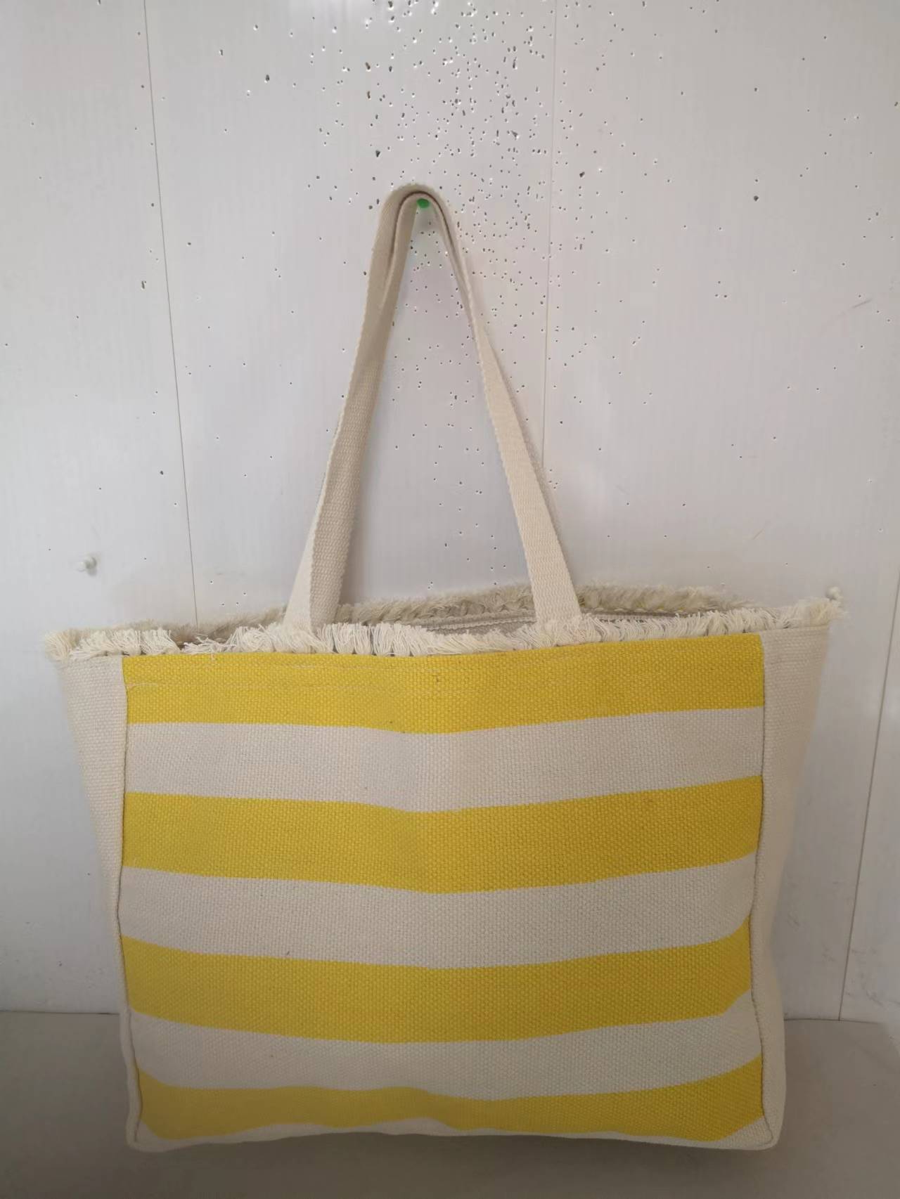 woman shoulder bag