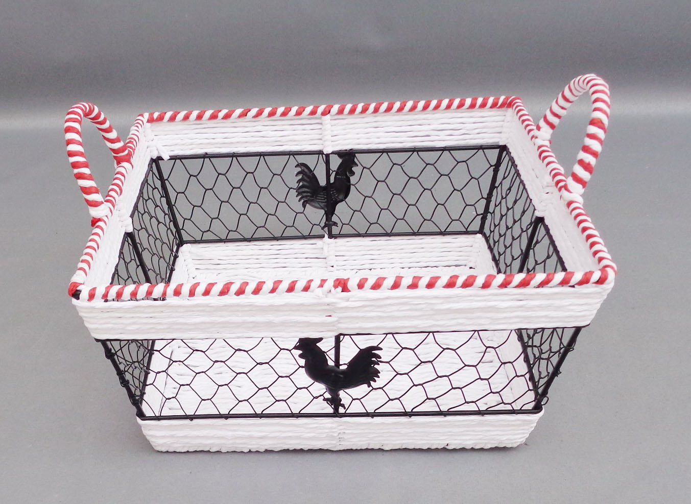 Iron wire basket