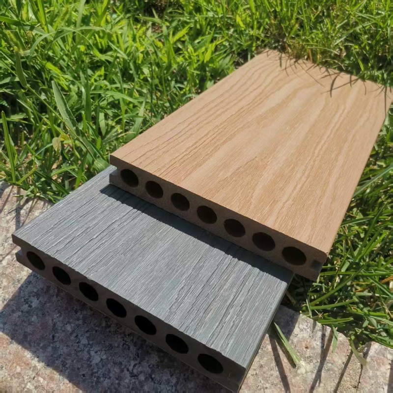 Co-Extruded Wpc Decking