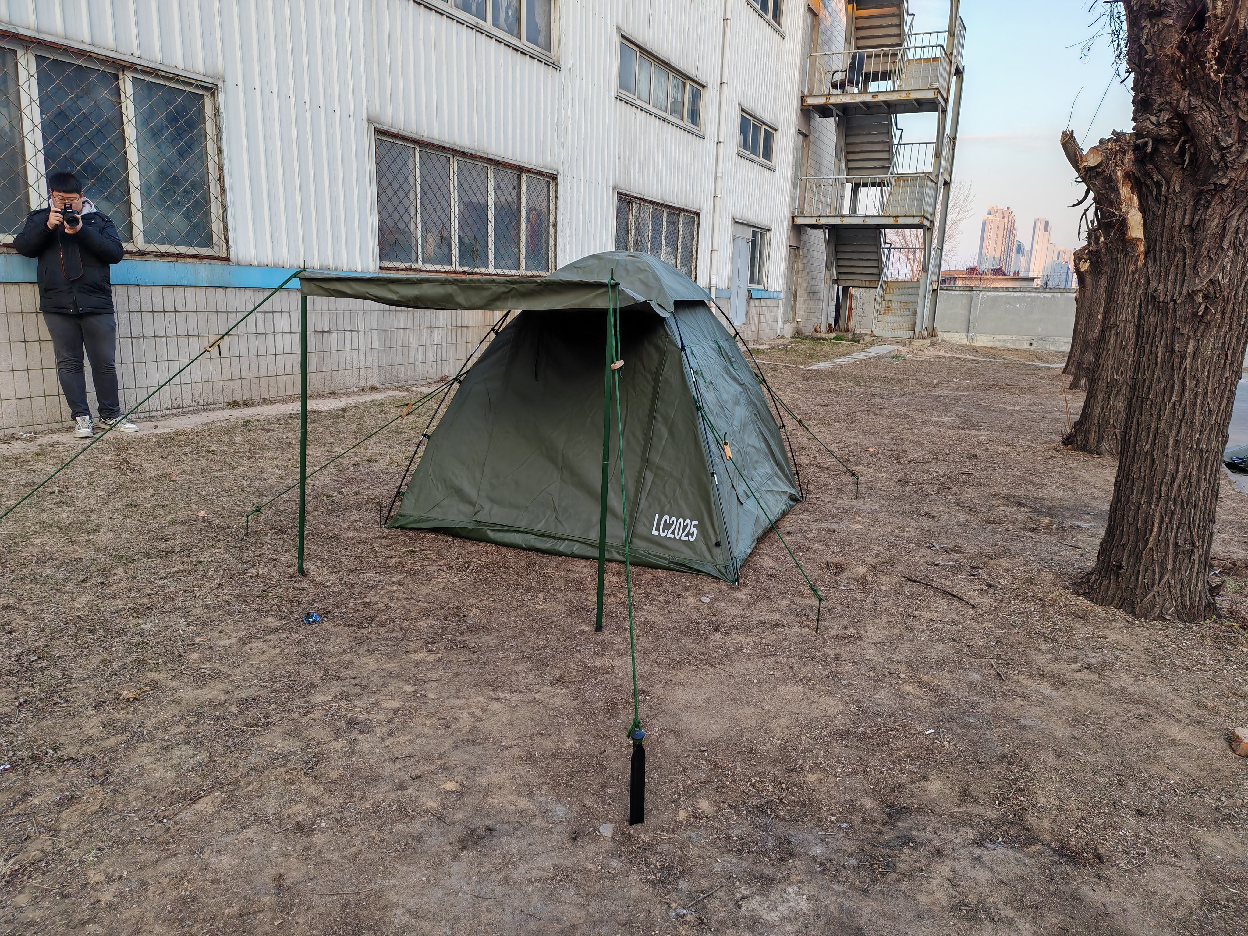 Single Tent