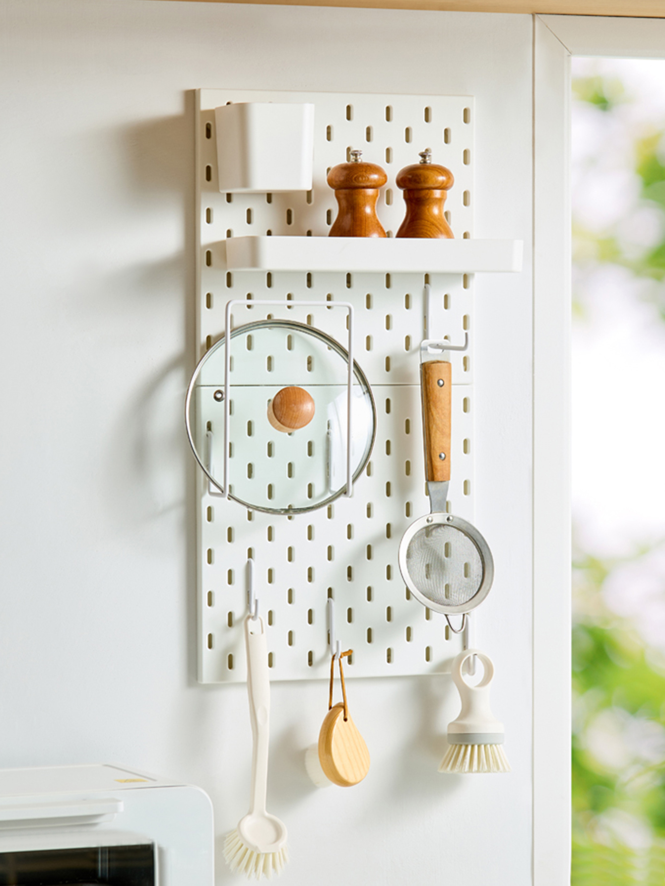 Pegboard & Accessories