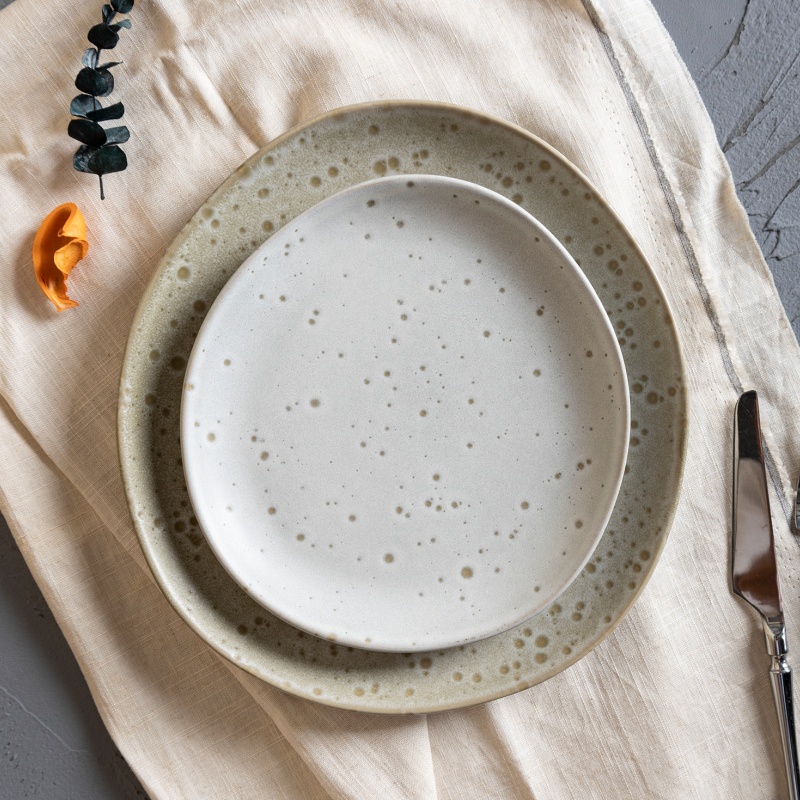 Happy Go 20cm Salad Plate Reactive Glaze With Speckle