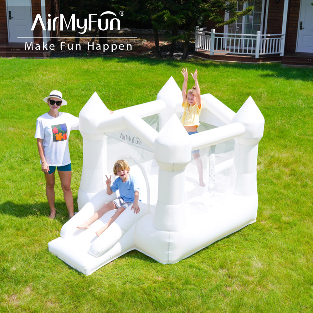 AirMyFun inflatable bouncy castle