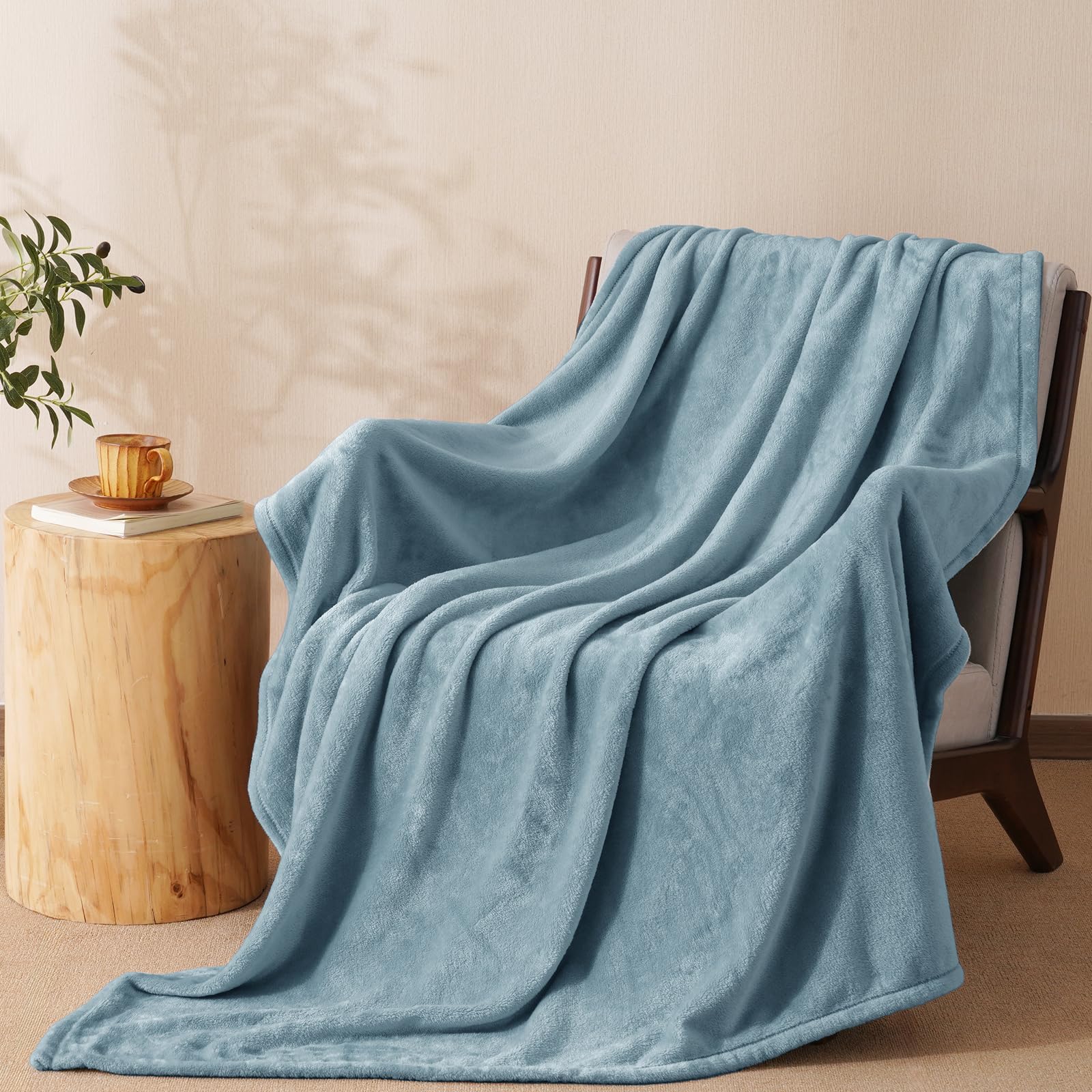 Solid Flannel Fleece Blanket