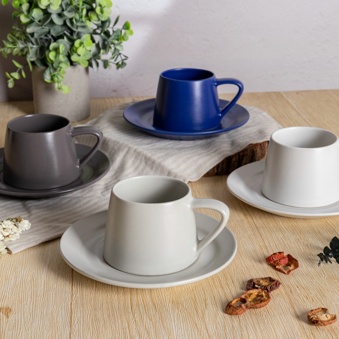 Gift retail wholesale glazed ceramic cup&saucer custom design