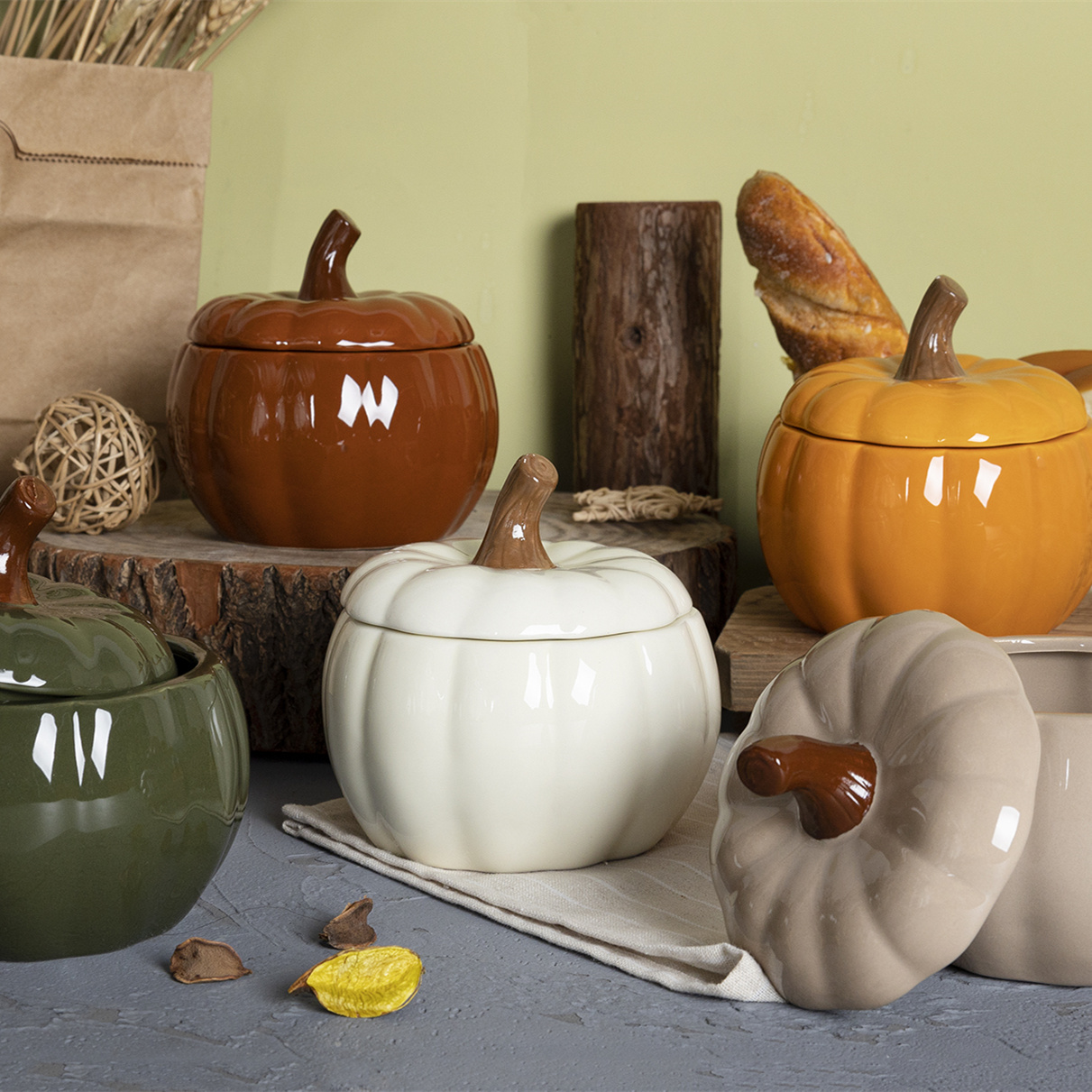 Happygo Halloween Pumpkin Soup Bowl Modern Ceramic Theme for Festive Feasts Multiple Capacity Option