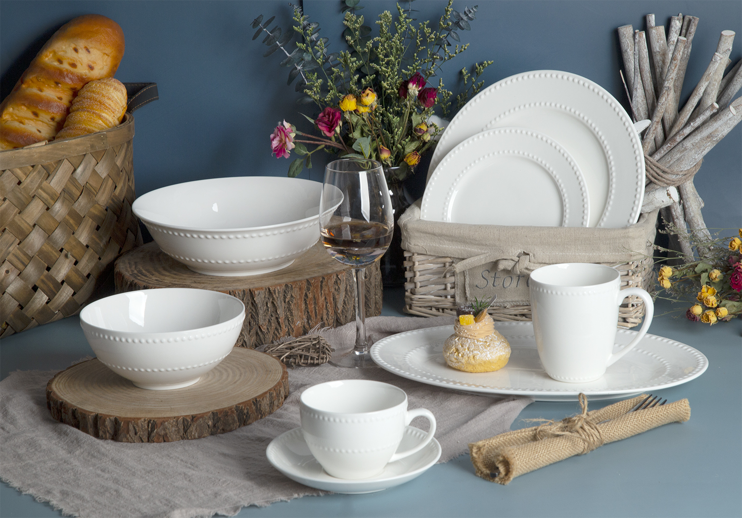 New Bone China Ceramic Tableware for Upscale Dining