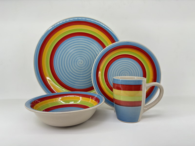 NEW 16pcs Stonewqare Handpainted Dinner Set With Golden Rim