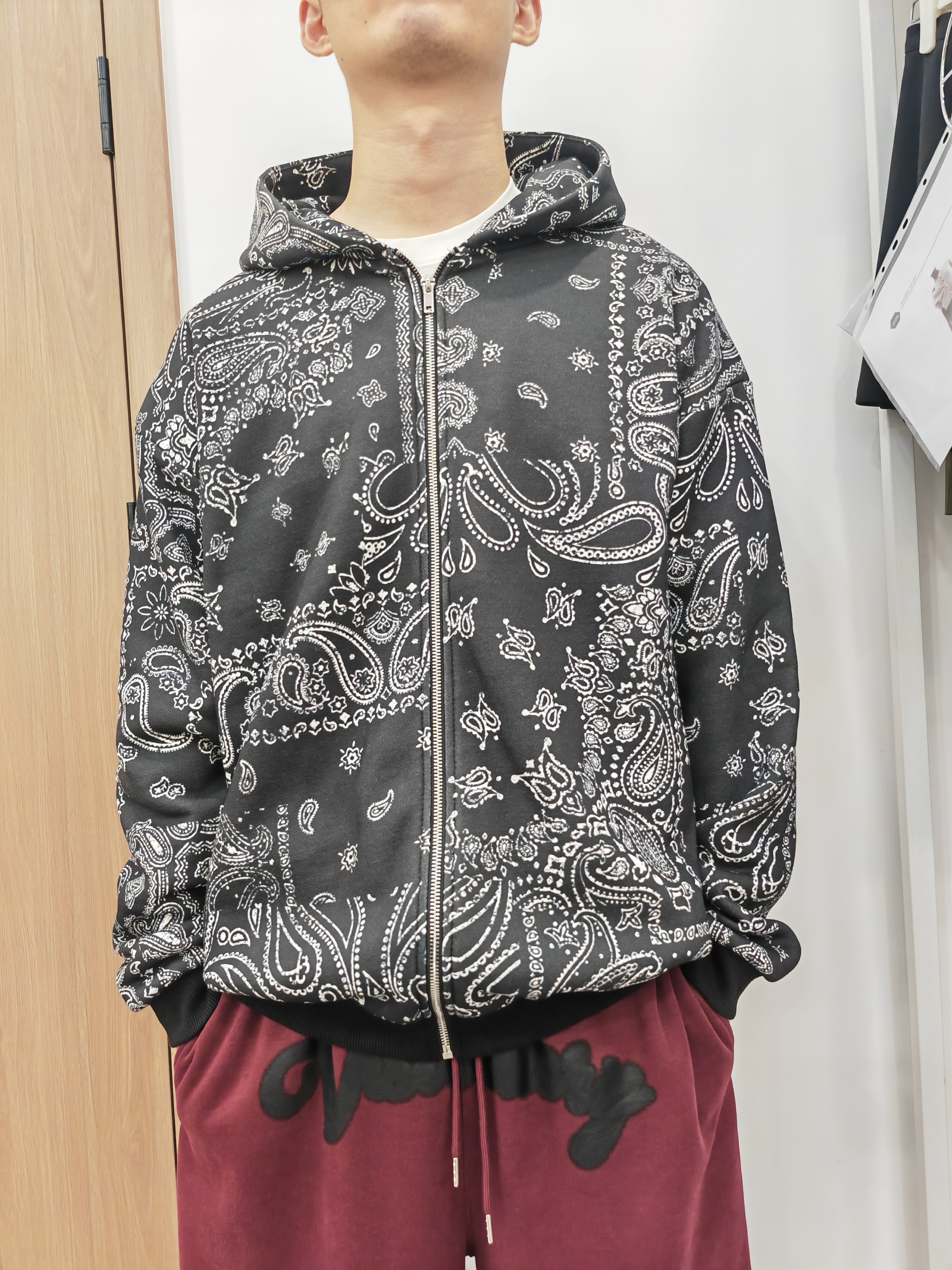 Men's sweatshirt with zipper