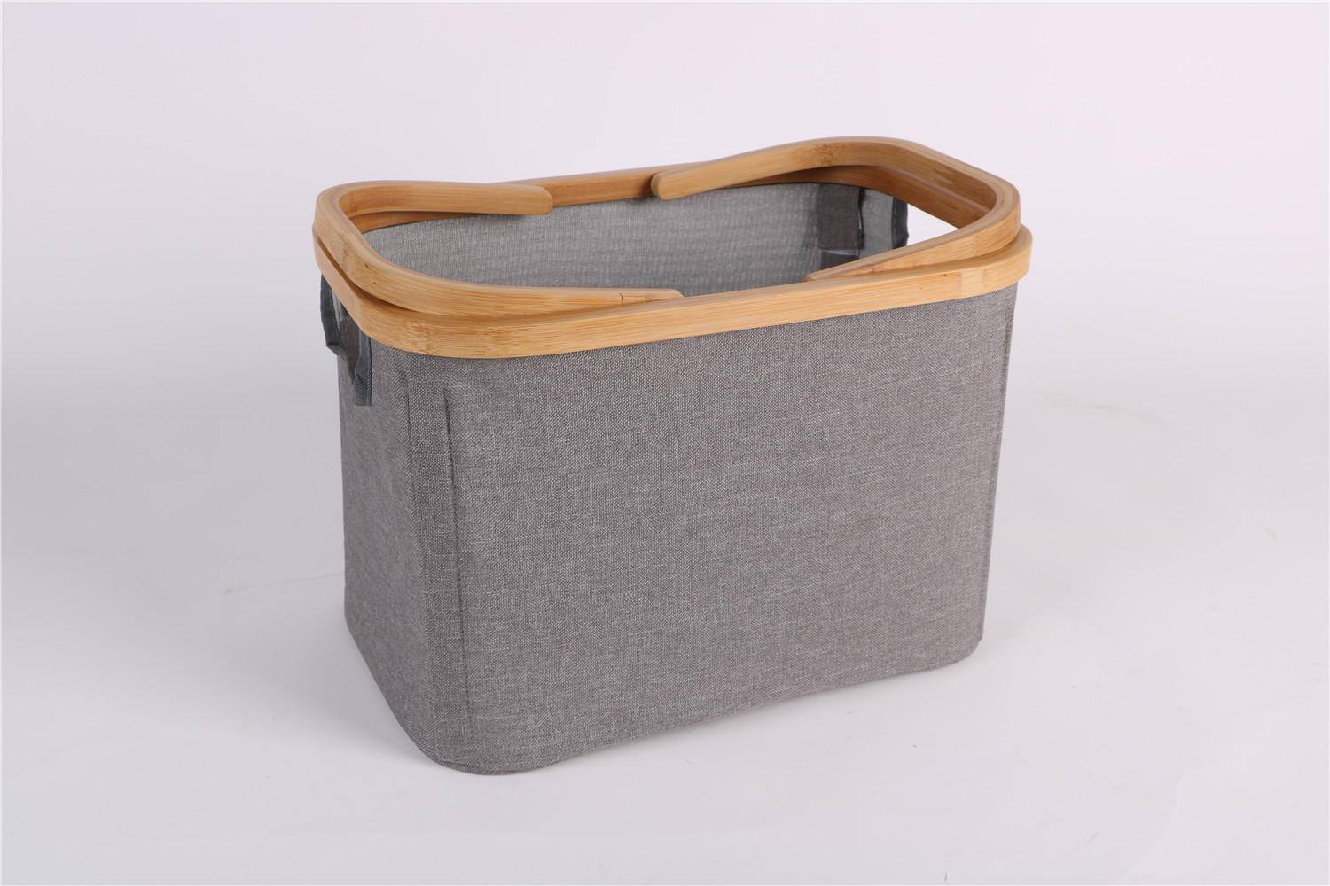 Foldable storage basket