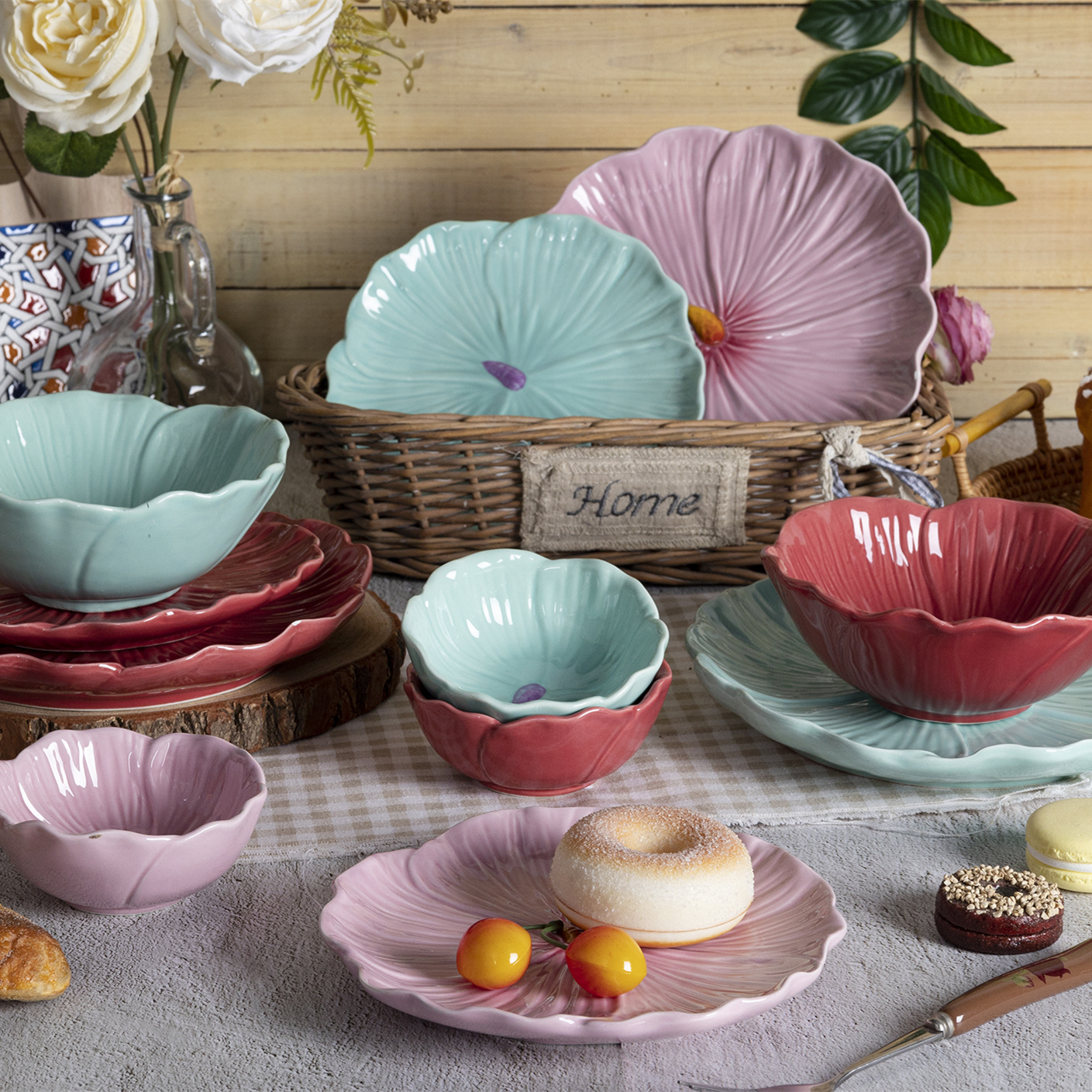 Simulated Stamen Ceramic Dining Plate Multiple Colors Available Tableware for Desserts and Salads